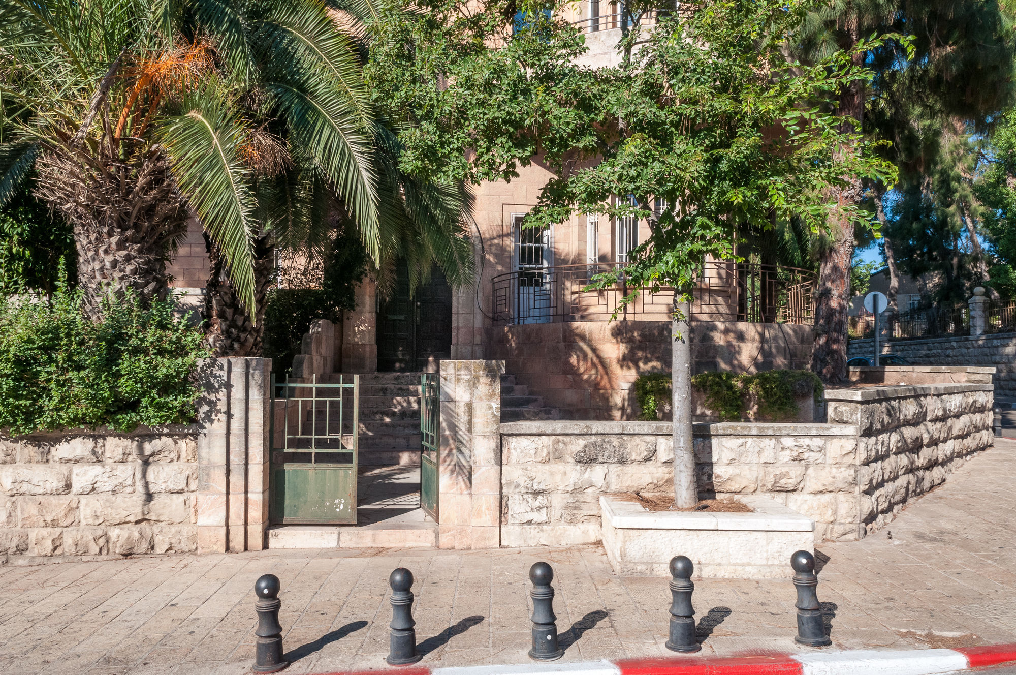 Sweet Inn- Talbieh Jerusalem Exterior photo